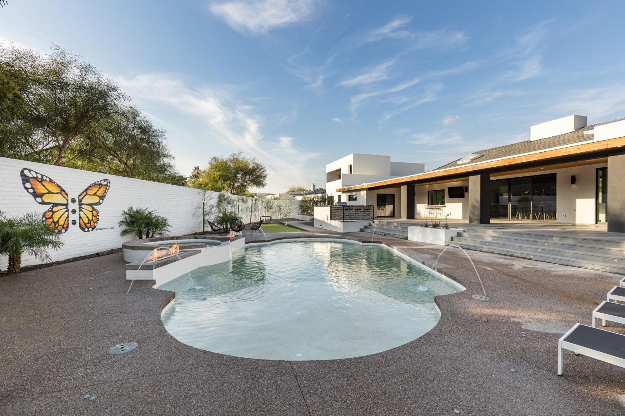 Luxury Micro-Resort, Theater, Sauna, Heated Pool Phoenix Exteriér fotografie